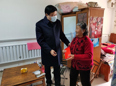 走訪慰問(wèn)送溫暖，濃濃真情暖人心